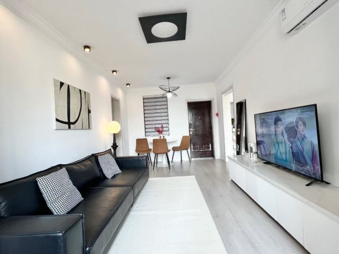 Elevator Spacious 1Br/2Lr/1Bt Close to L2/3/4 Zhongshan Park Station